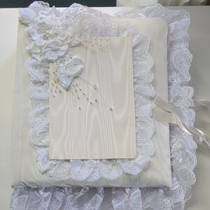 Elegant White Lace Wedding Album